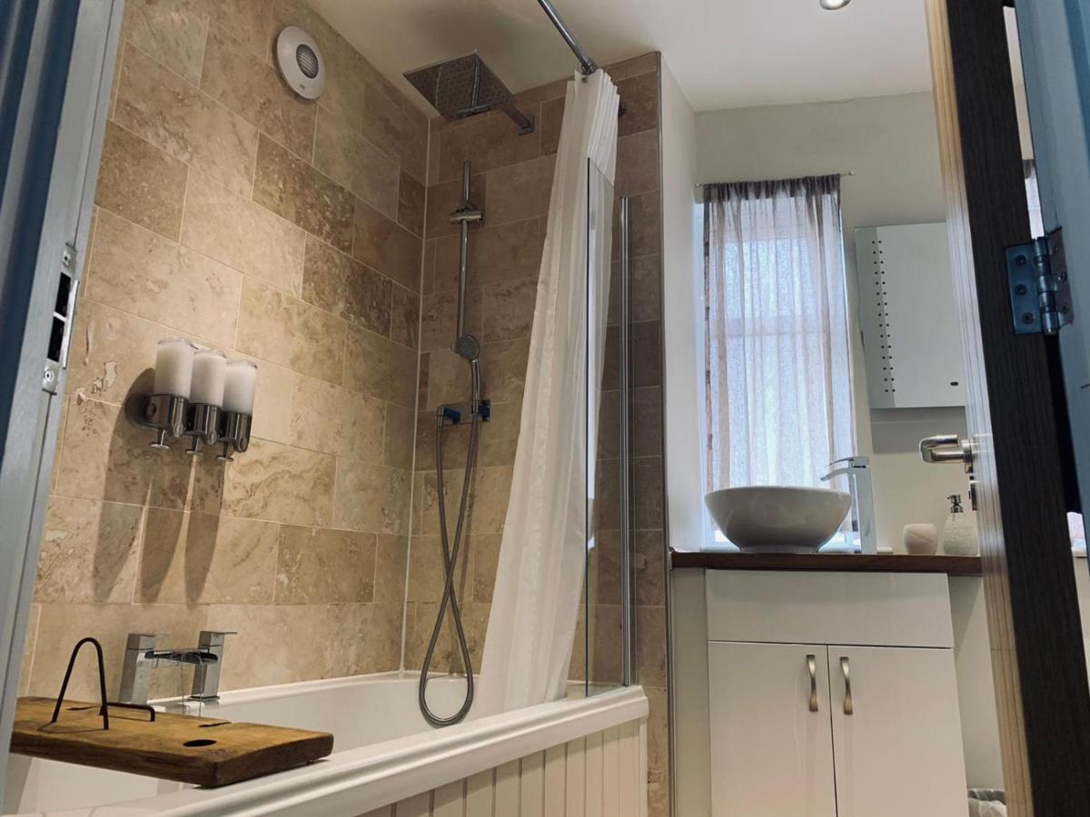 The Stowe Apartment Шрусбъри Екстериор снимка